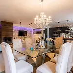 Сasa de vacaciones Stunning In With Wifi Solin