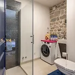 Сasa de vacaciones Stunning In With Wifi Solin