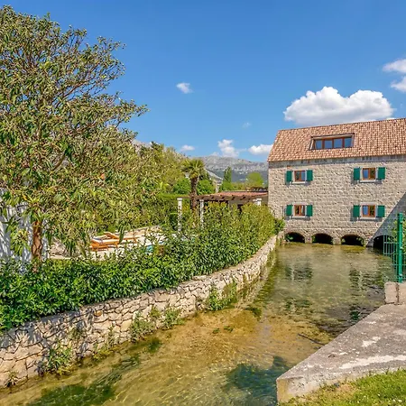 Holiday home Stunning In With Wifi *